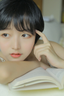 狠狠挺进稚嫩学生小身体